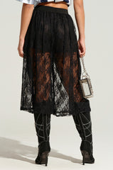 KELLY LACE SHORT IN BLACK