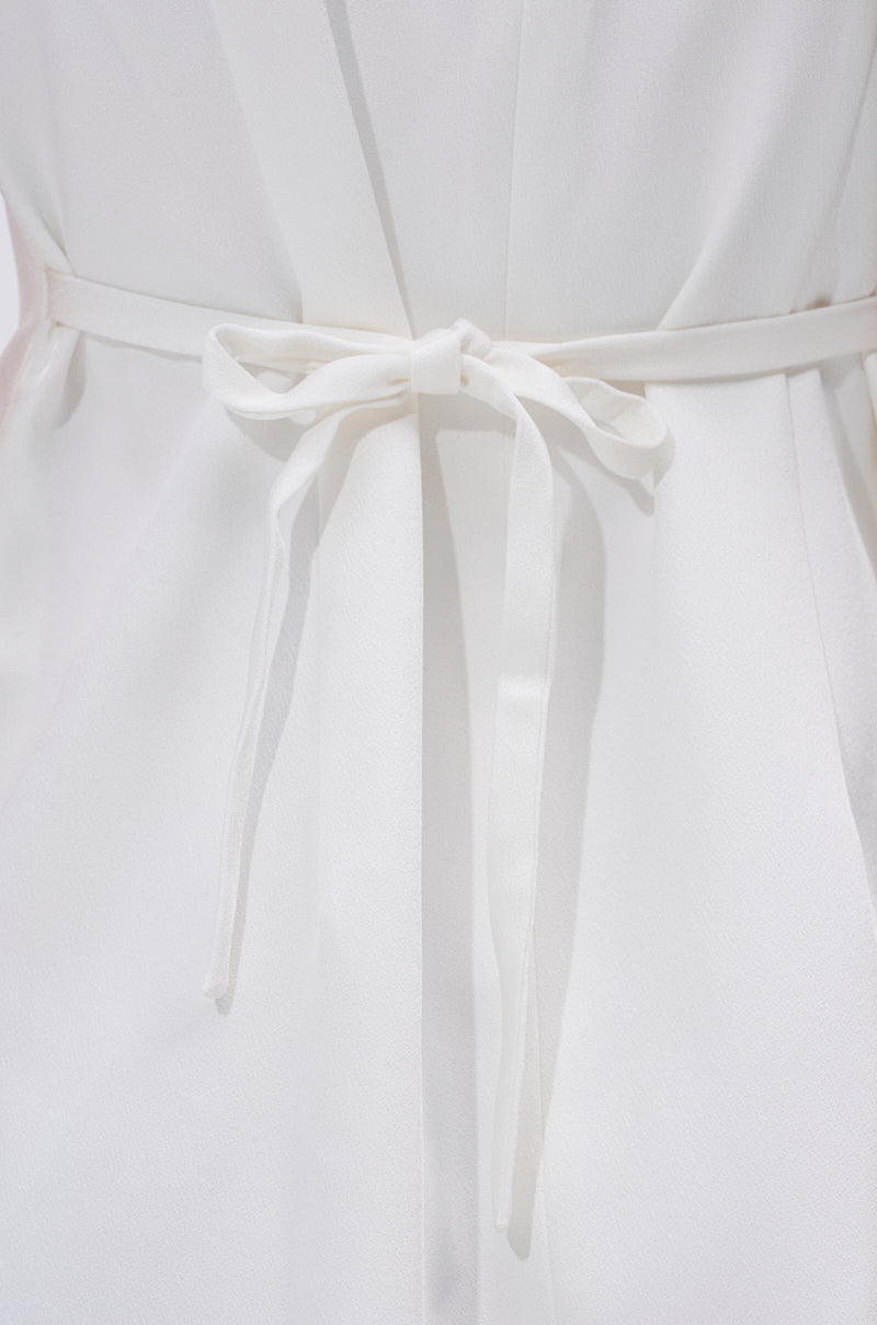 A LA MODE MINI BLAZER DRESS IN WHITE