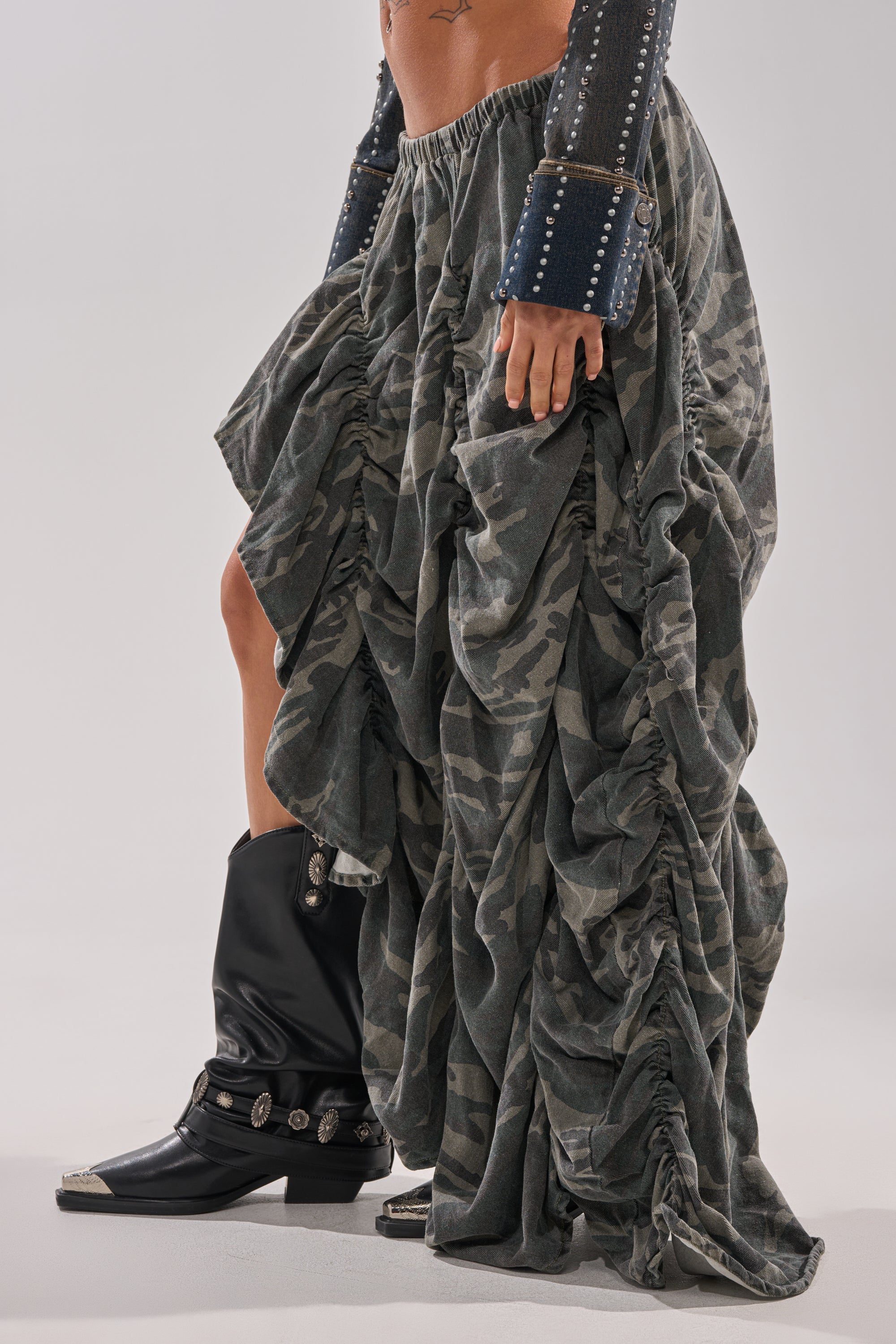 LETS CHANGE IT UP RUCHED MIDI SKIRT IN CAMO