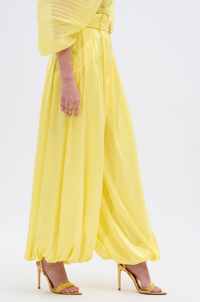 FEELING WILD BELTED BALLOON PANT