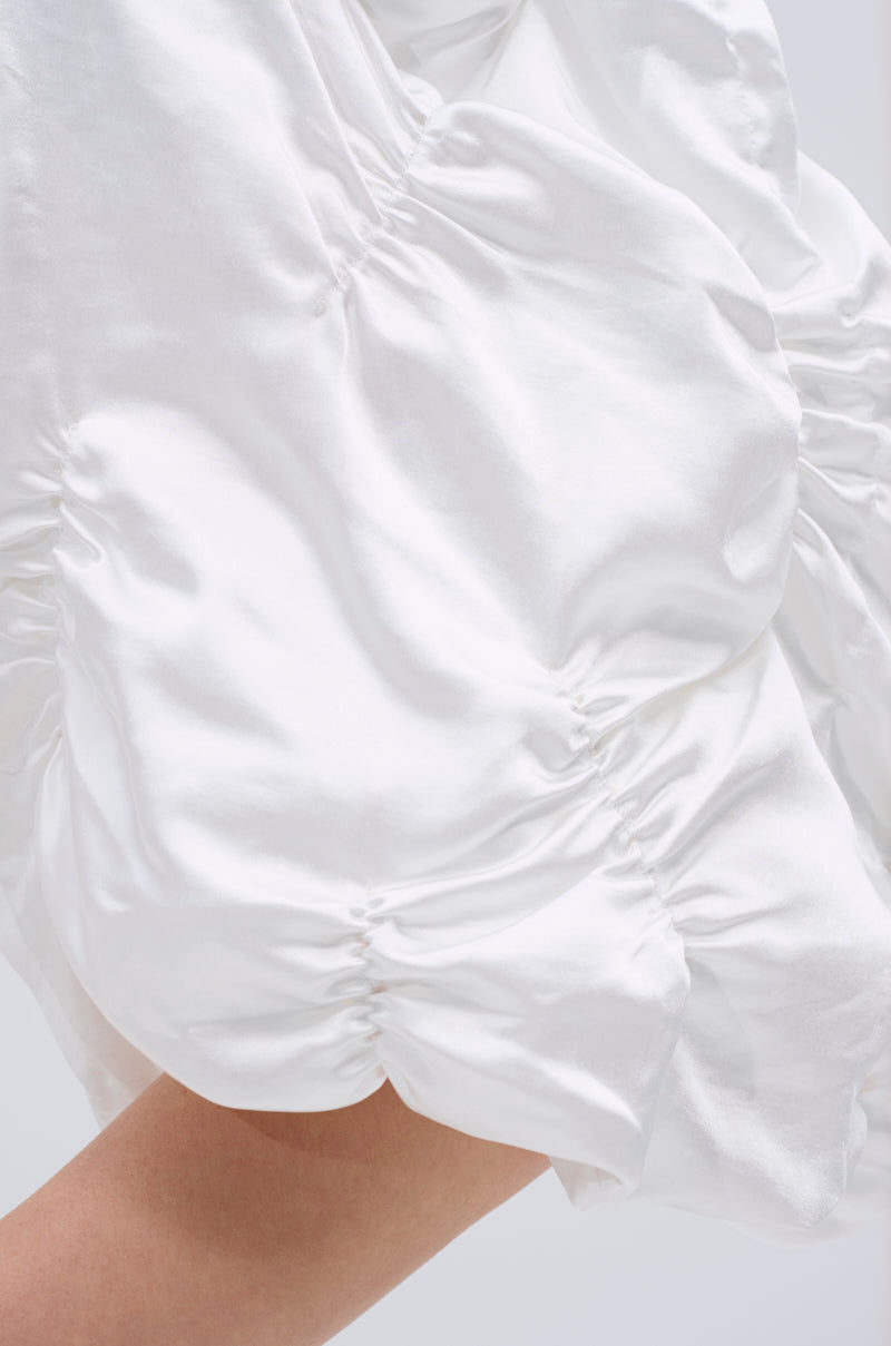 HERE FOR A GOOD TIME RUFFLE SLEEVE BLAZER