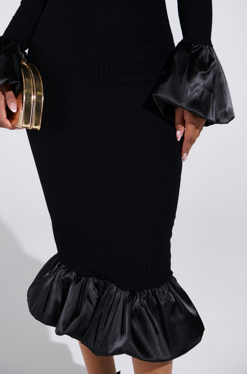 BACK IN A MINUTE KNIT MIDI DRESS