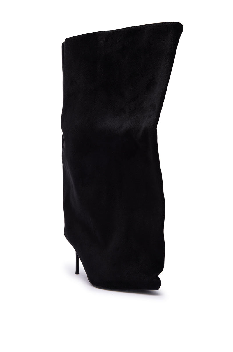 AZALEA WANG ABAWI BLACK EXTREME BOOT IN SUEDE