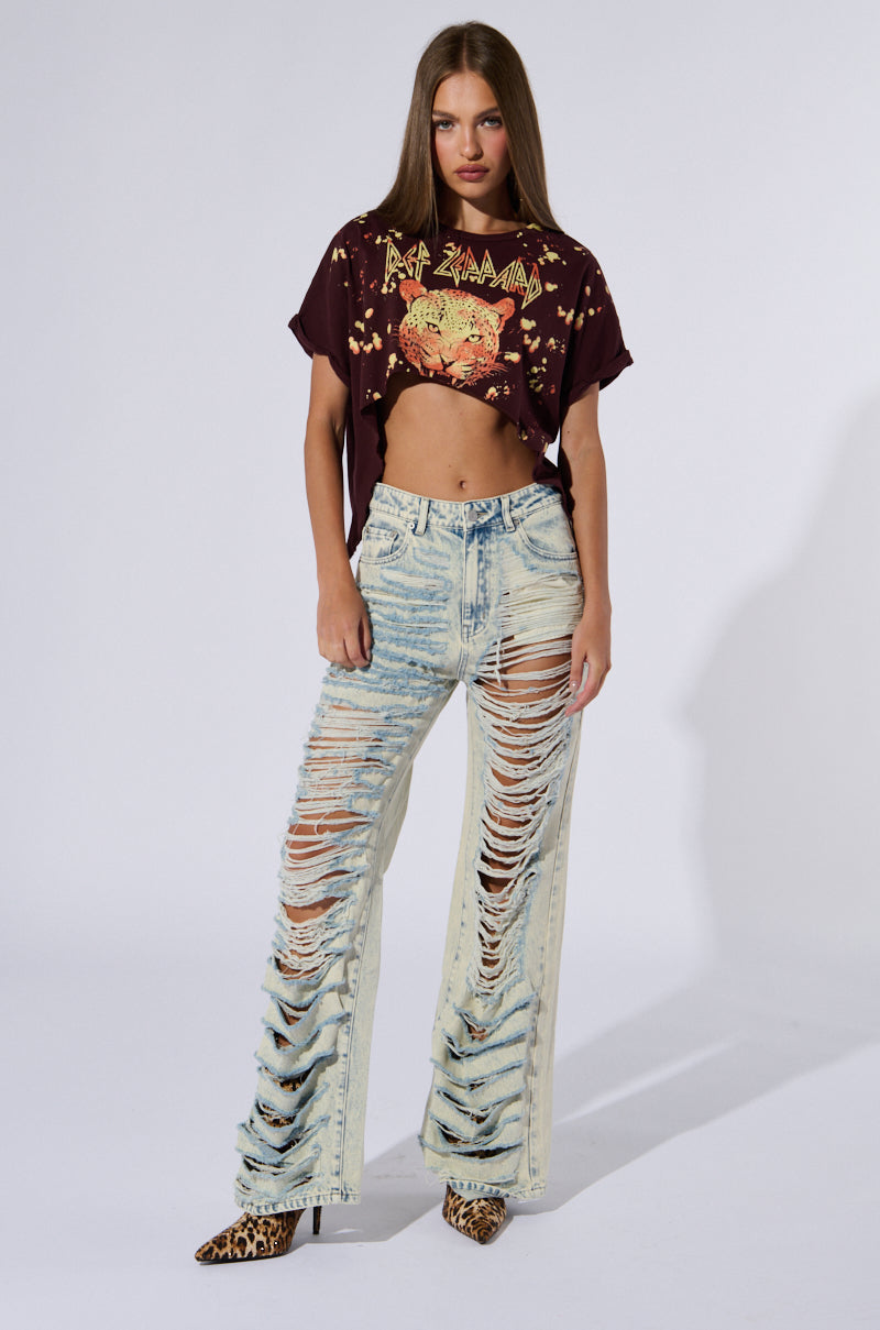 OVER IT DISTRESSED HIGH RISE JEANS