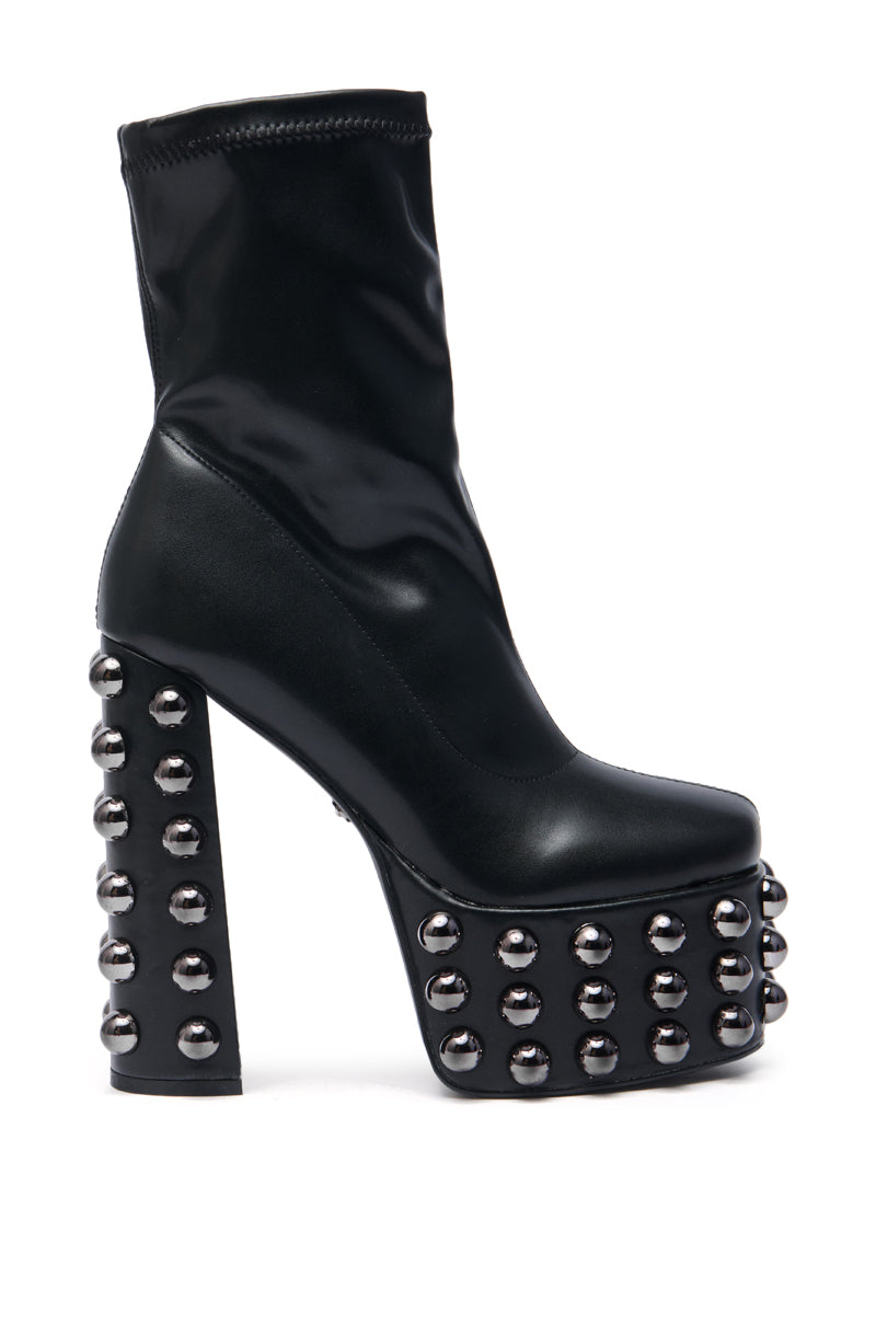 AZALEA WANG AKITO BLACK GUN METAL STUDDED PLATFORM BOOTIE
