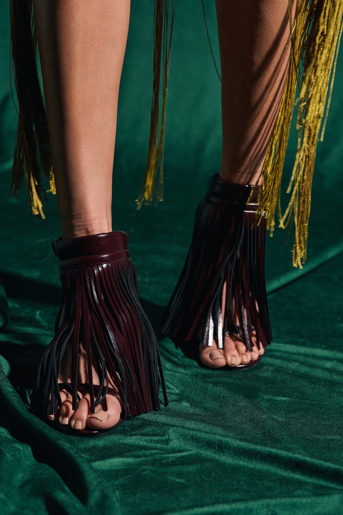 AZALEA WANG ANTIQUE BURGUNDY FRINGE UPPER STILETTO SANDAL