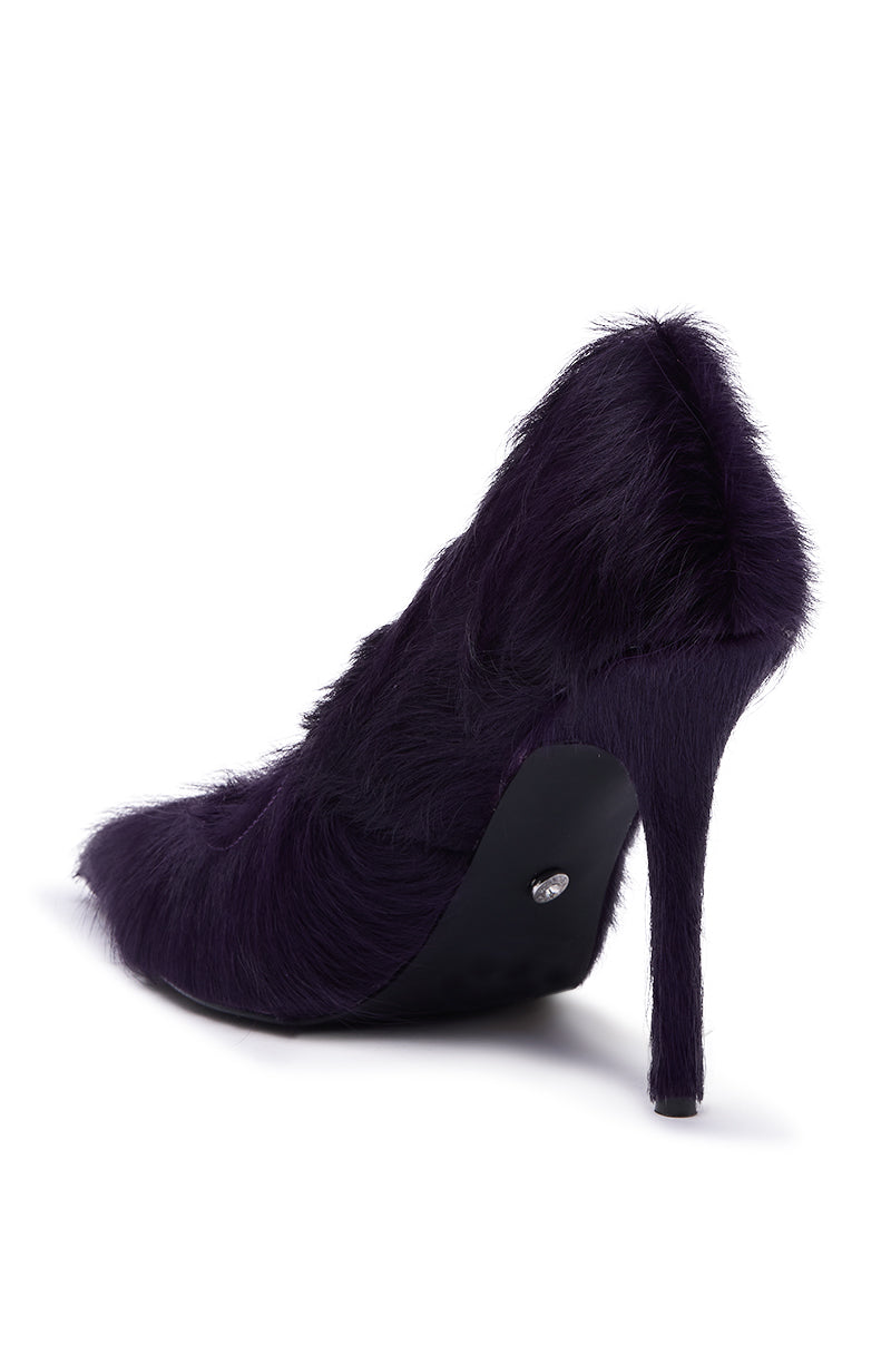 AZALEA WANG ARITRA PURPLE PONY HAIR PUMP