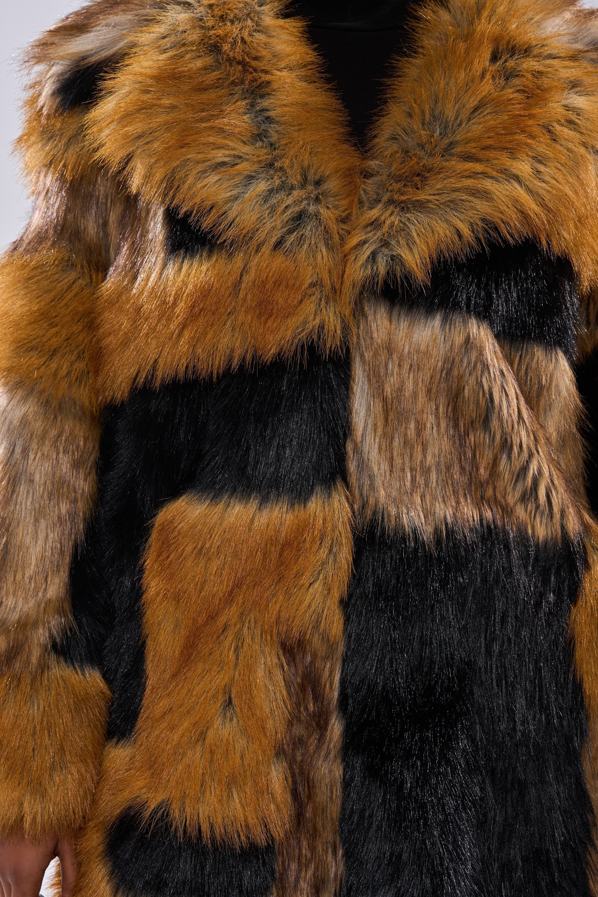 COSMO PATCHWORK FAUX FUR