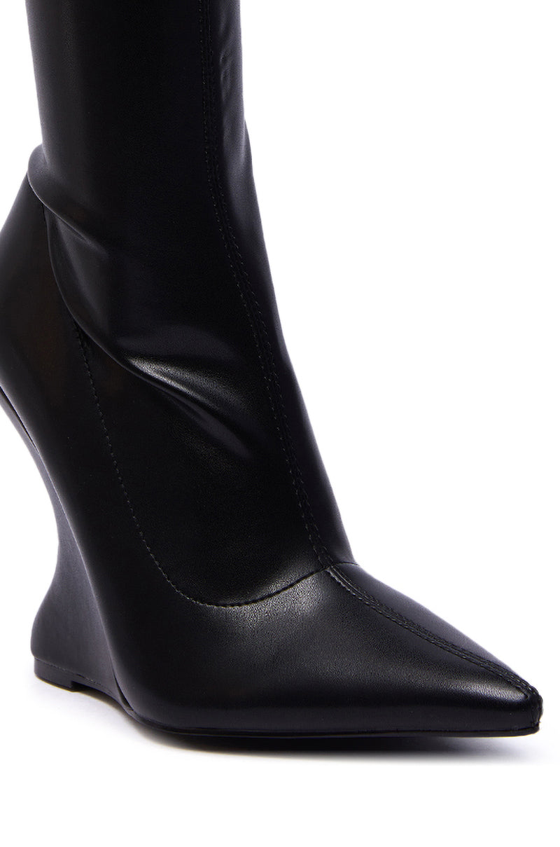 AZALEA WANG DAMAN BLACK PU WEDGE BOOTIE