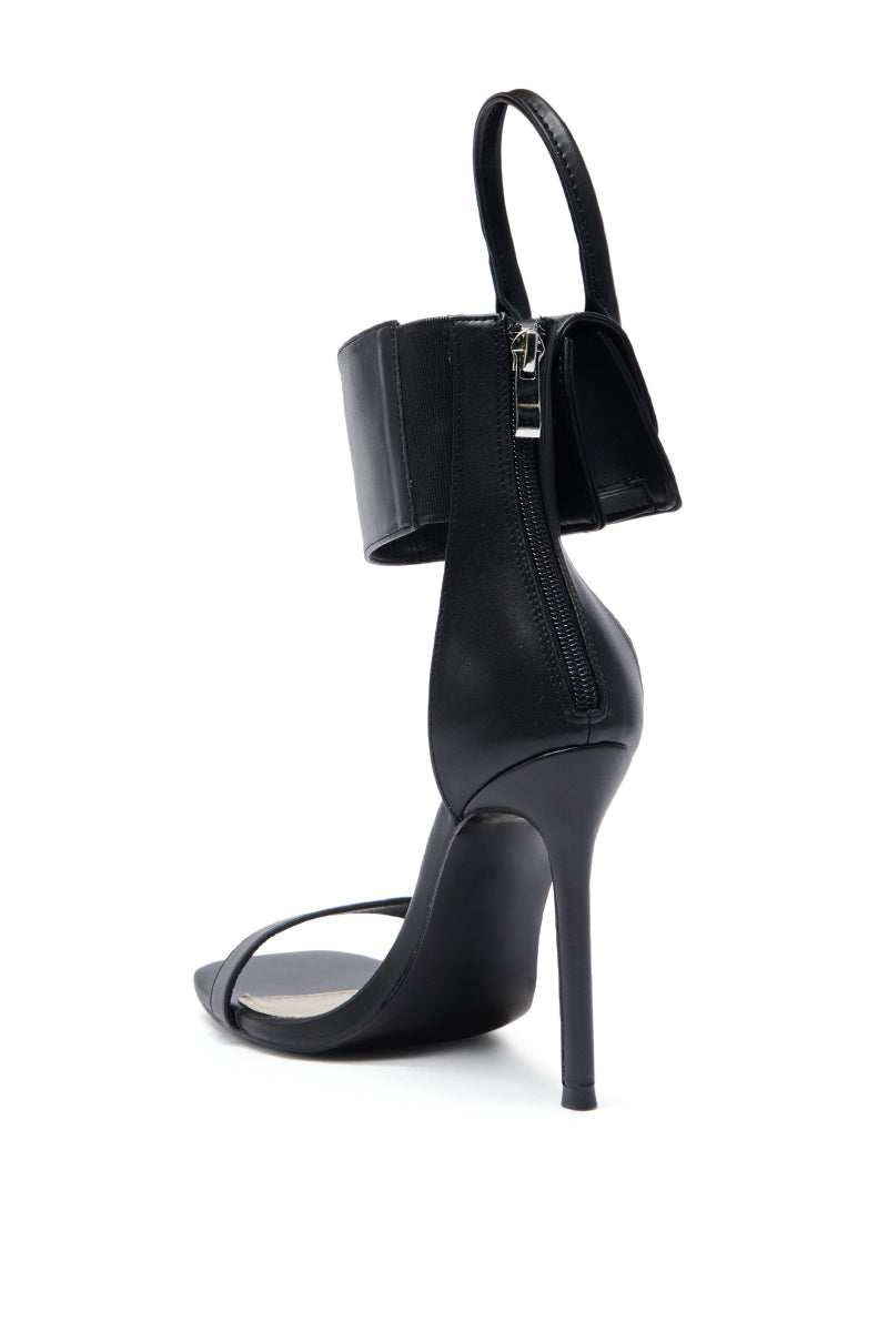 AZALEA WANG GLENDA BLACK BAG EMBELLISHMENT SANDAL