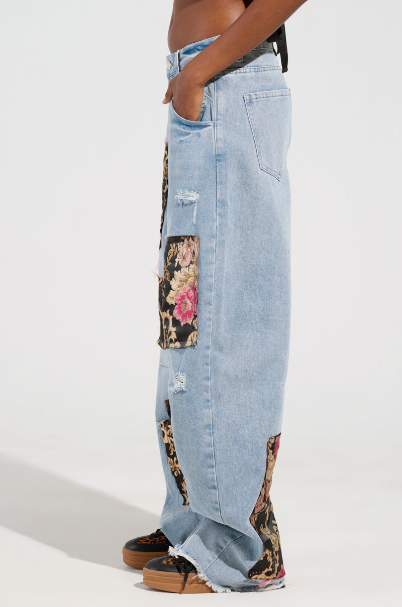 QUEENDOM BROCADE PATCH RELAXED DENIM
