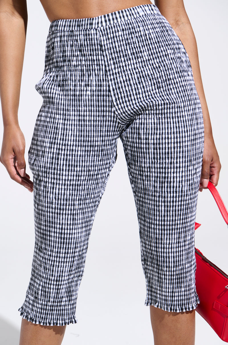 FLOWER CHILD RUFFLE CAPRI