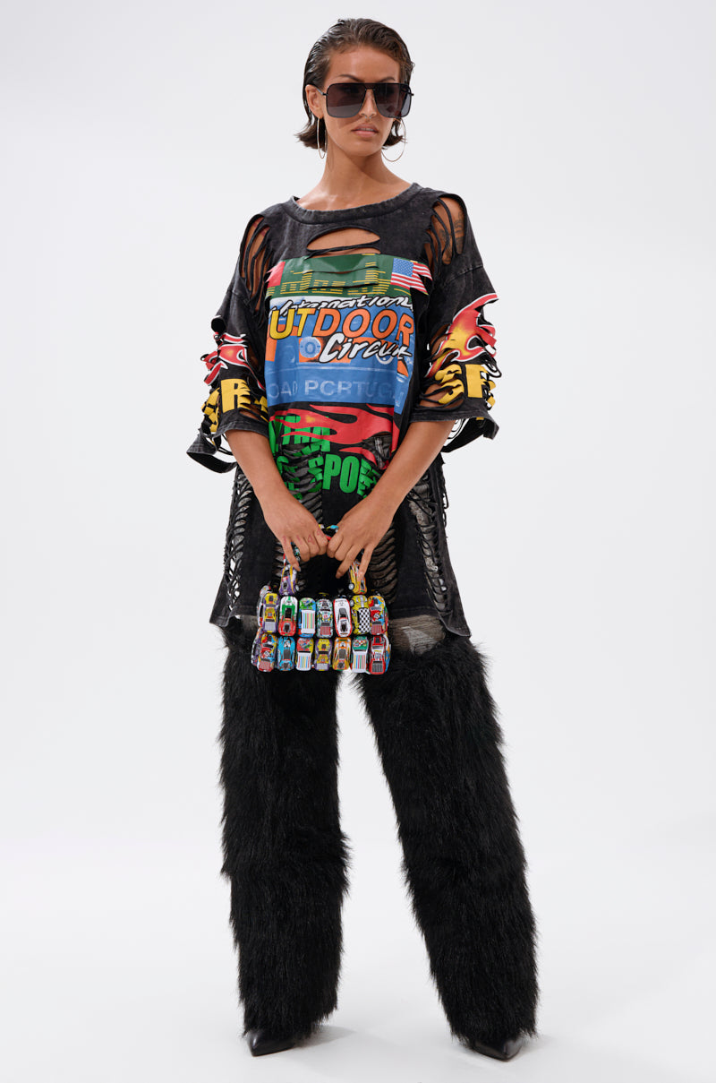 OFF TO THE RACES DISTRESSED OVERSIZED TEE
