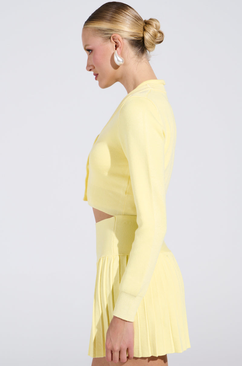 LEMONY EMILY CROPPED LIGHT WEIGHT CARDIGAN IN YELLOW