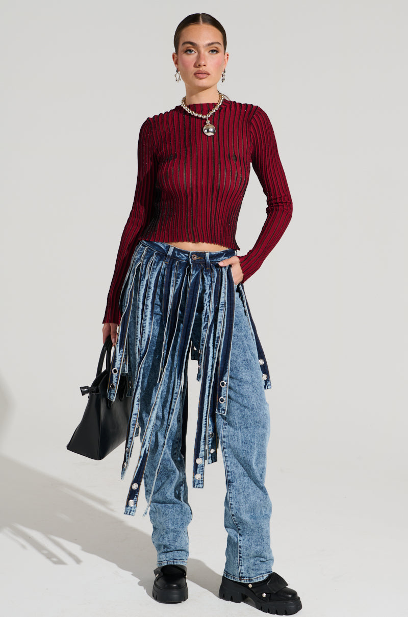 LOOKING SNATCHED STRIPED KNIT TOP IN RED