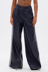 DAYTIME LOVIN TROUSER IN NAVY