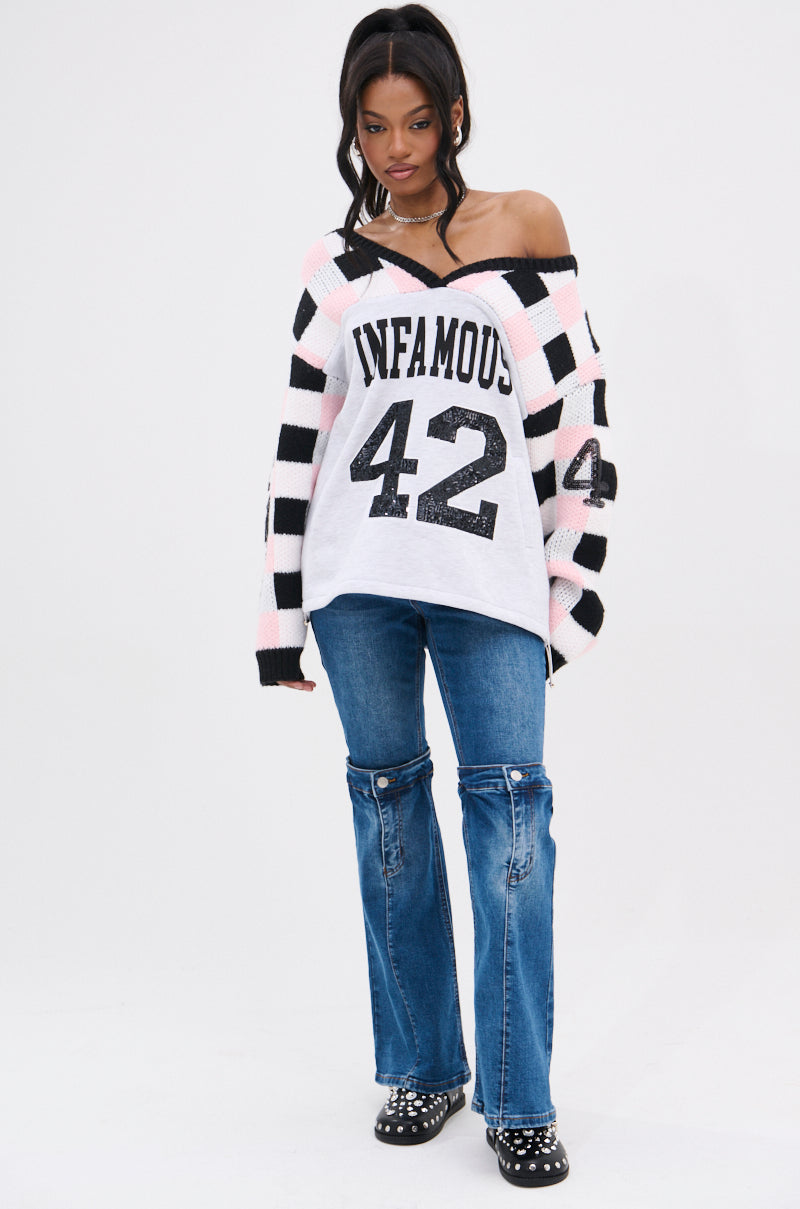 LIE TO ME EXPOSED KNEE DENIM JEANS