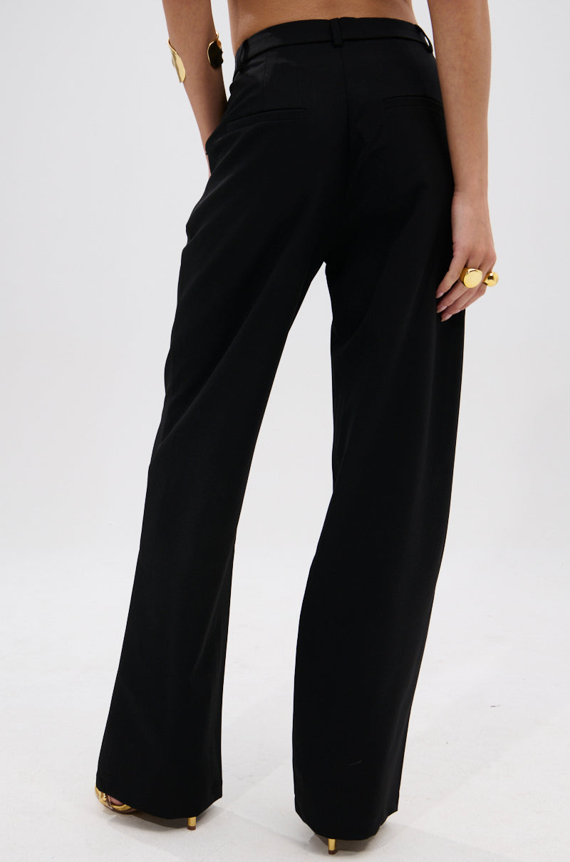 BUTTONED UP STRAIGHT LEG PANT