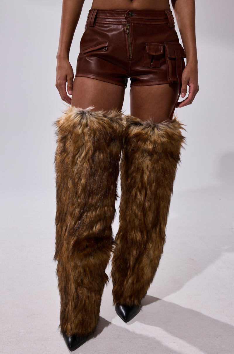 NICOLETTE FAUX LEATHER SHORT