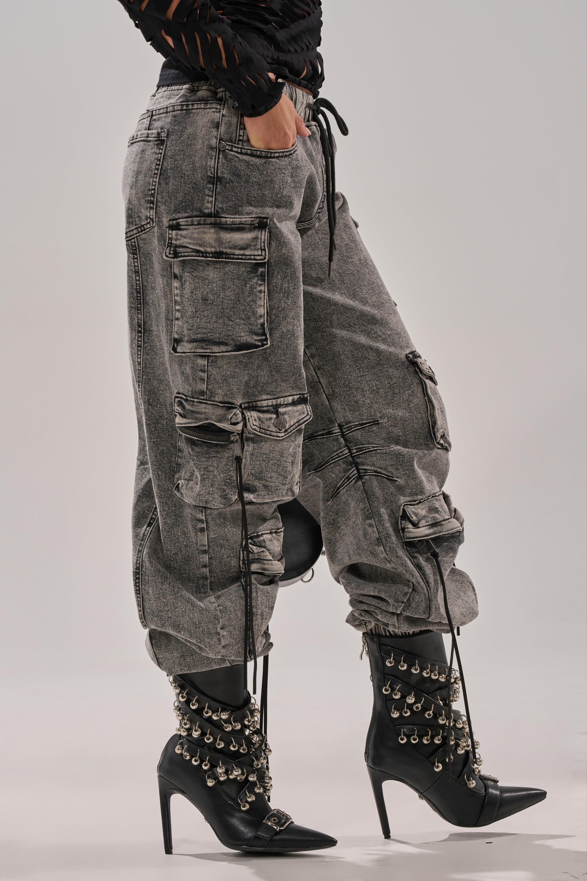 CARGO FOR DAYS DENIM JOGGER