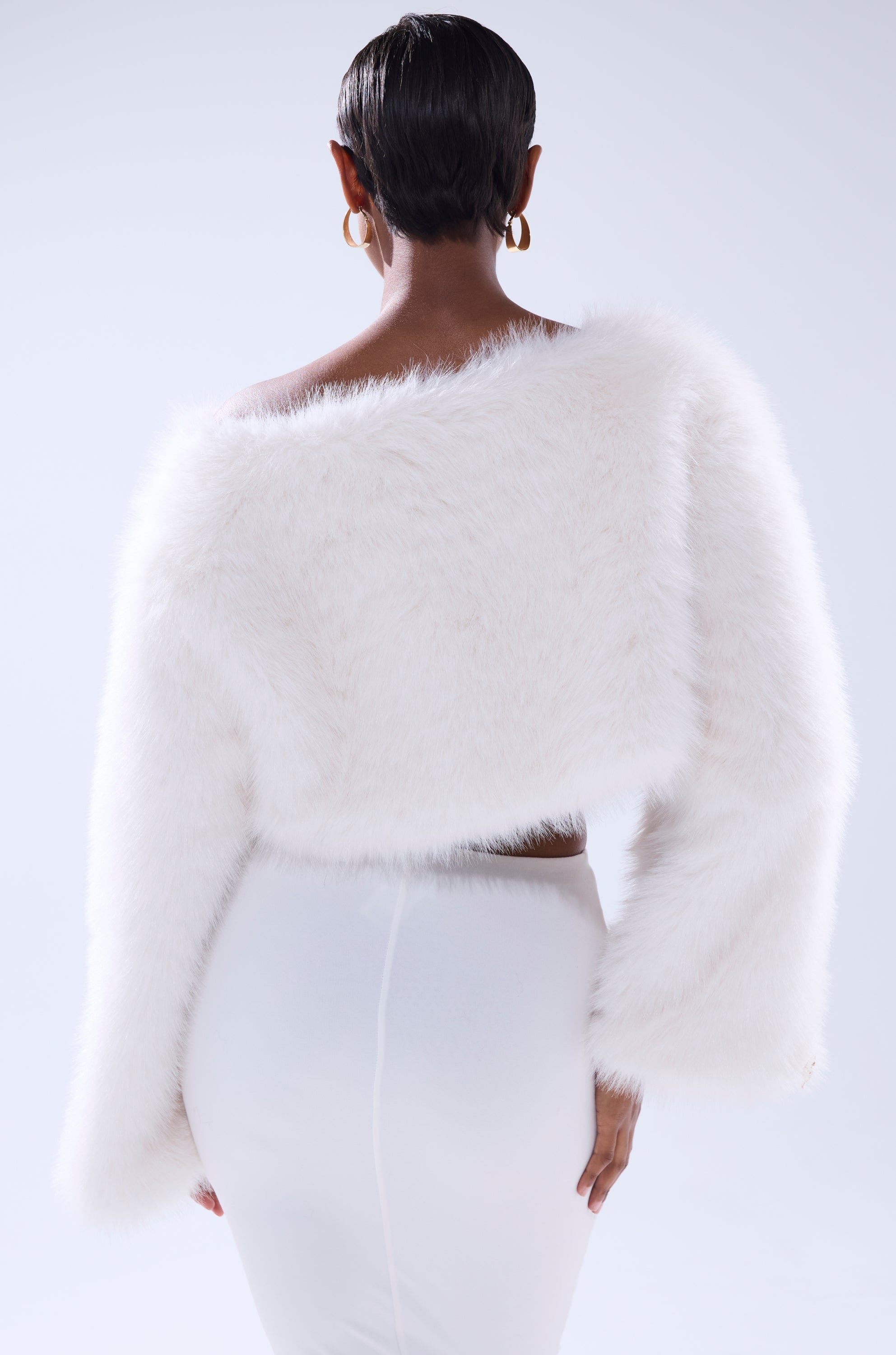 COMFY COZY CROPPED SWEATER