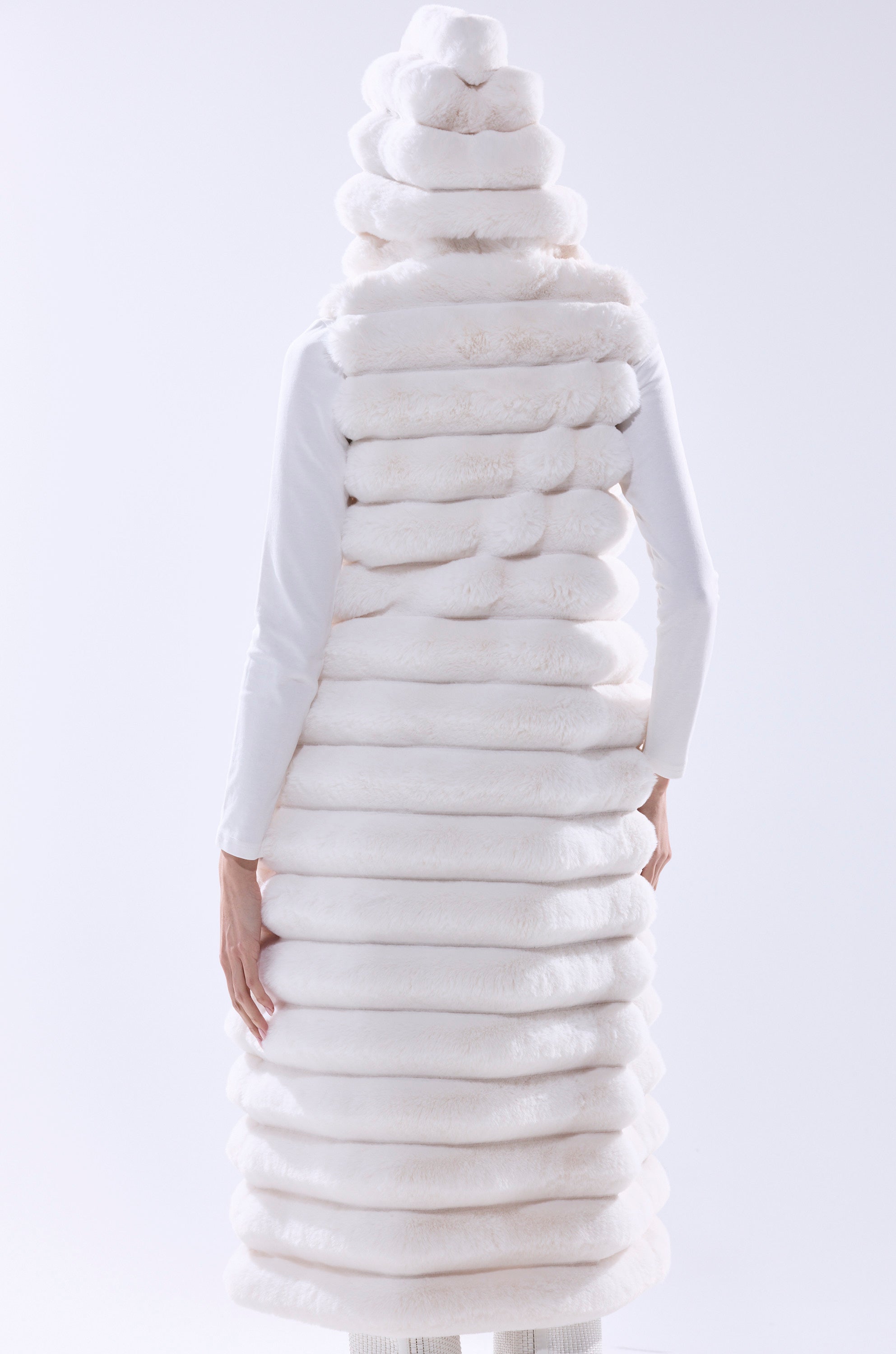 POPPY FAUX FUR HOODED VEST