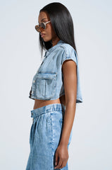 LEXI LIGHTWEIGHT BUTTON DOWN TOP