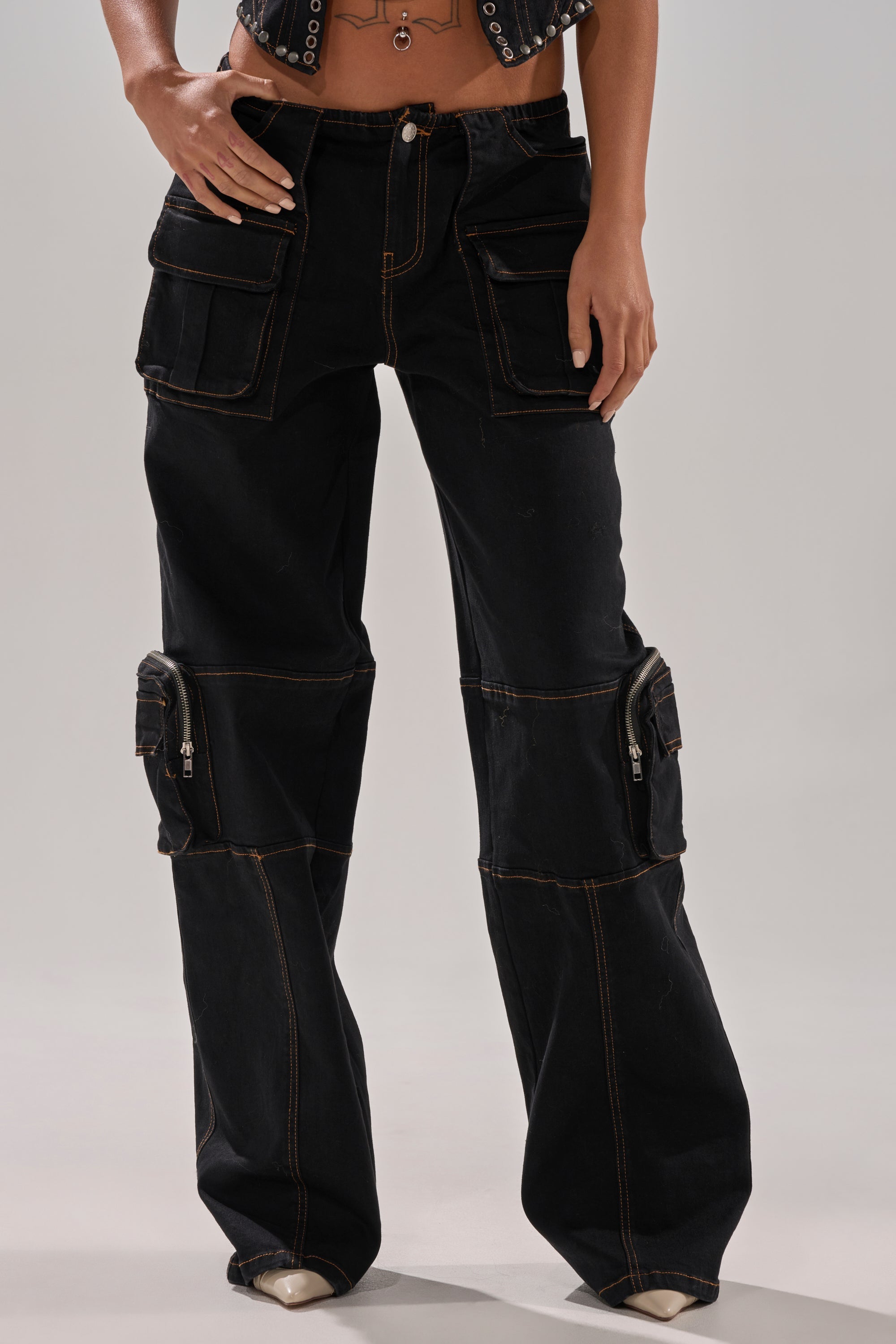 FEELING FRISKY CARGO DENIM PANT