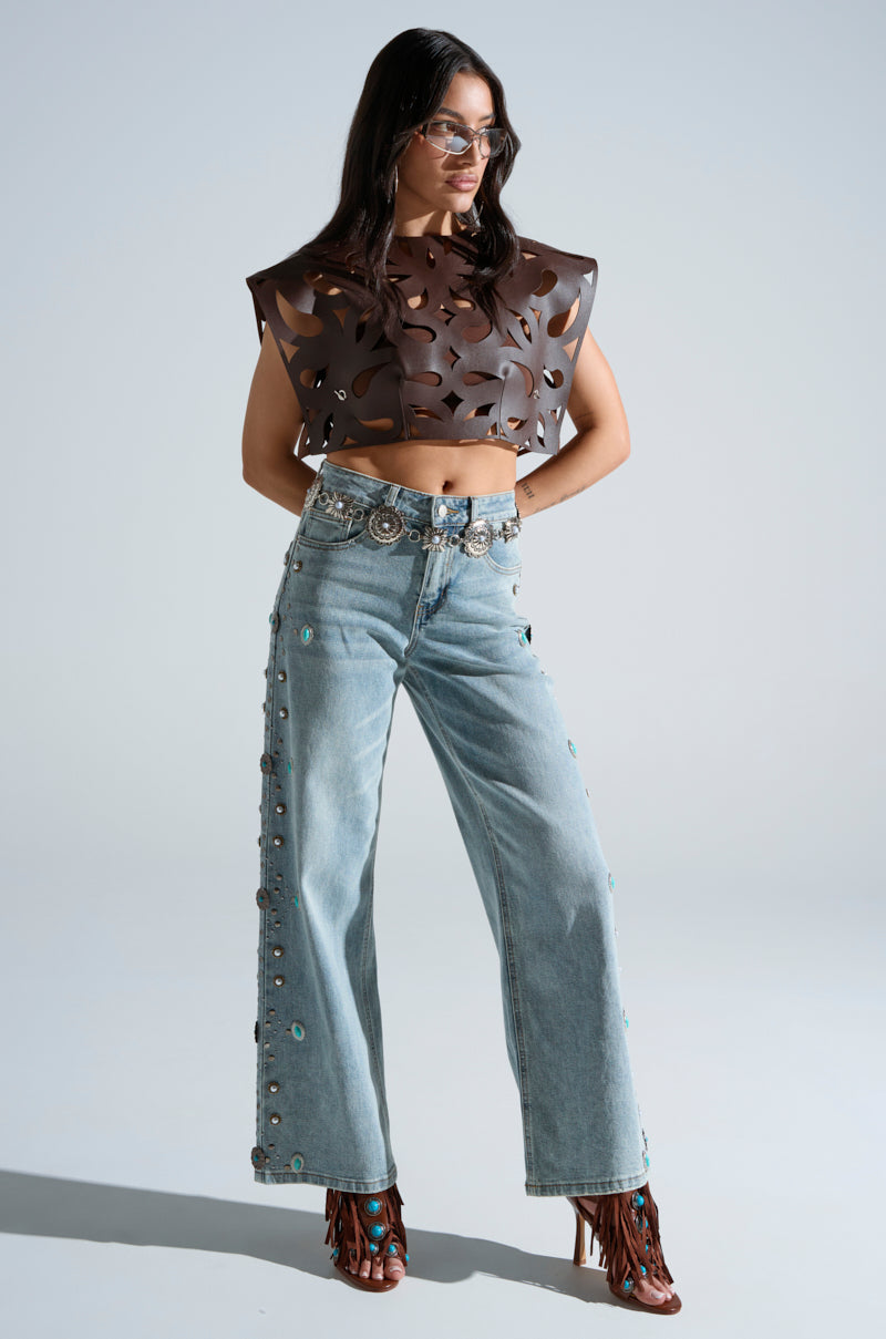 LAY LOW CUT OUT BLOUSE
