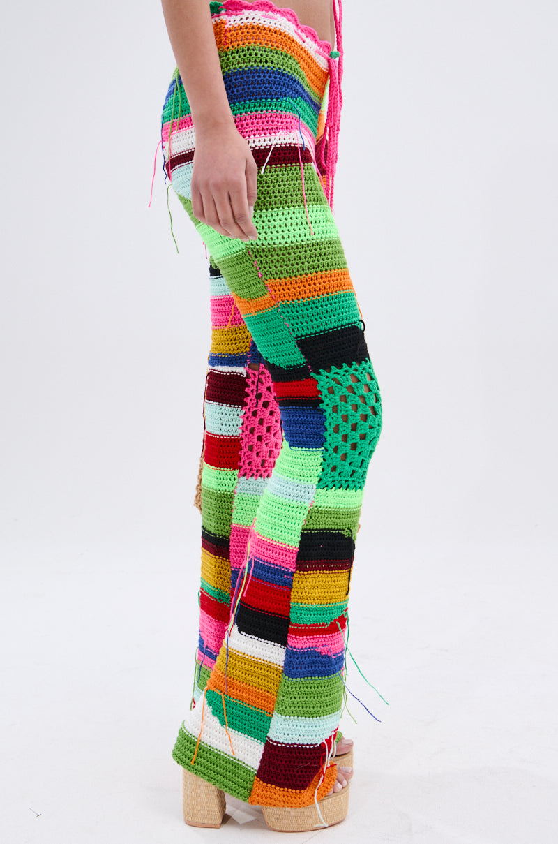 COLORED HEART CROCHET PANT