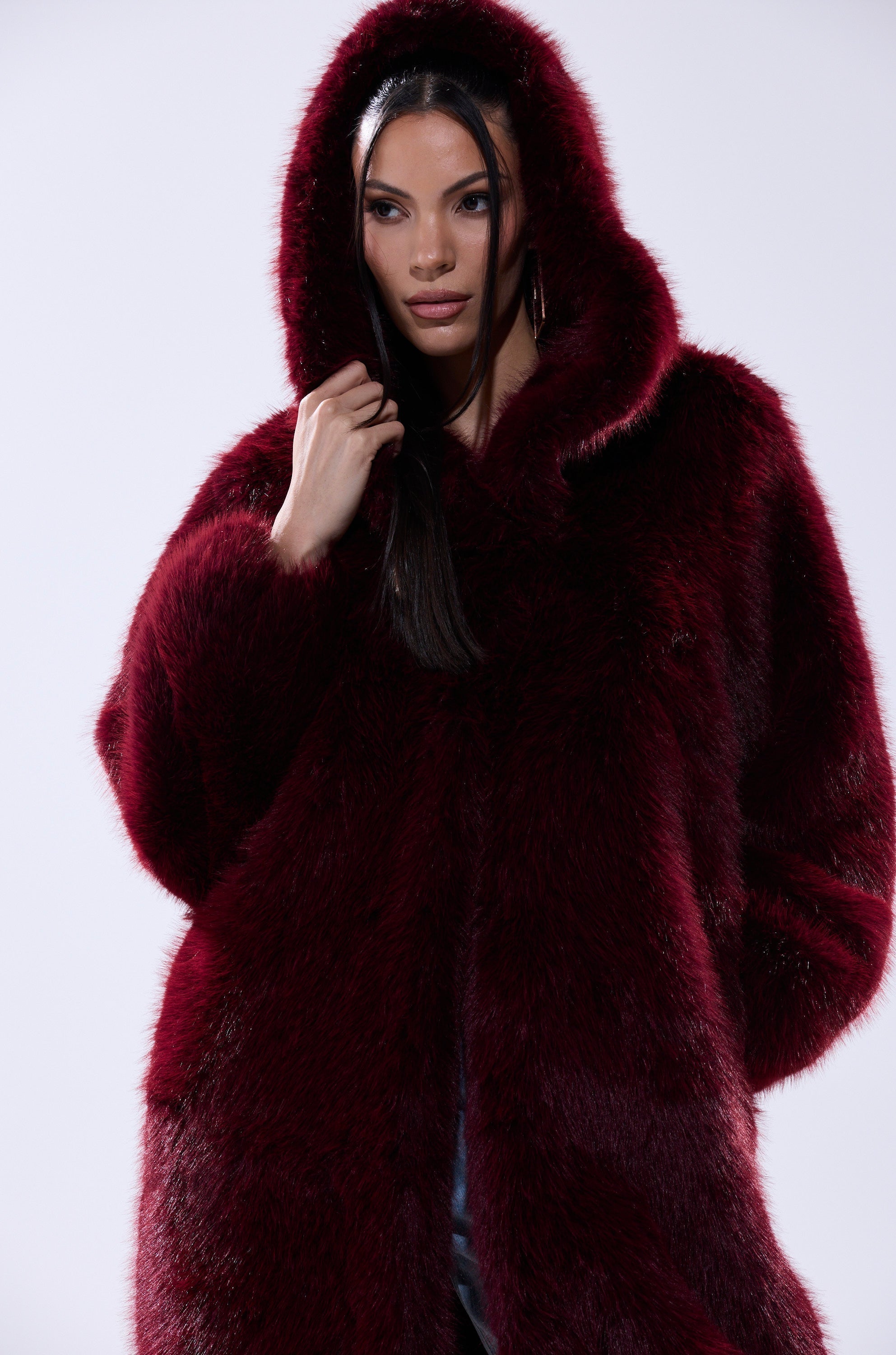 MANCHESTER HOODED FAUX FUR IN BURGUNDY