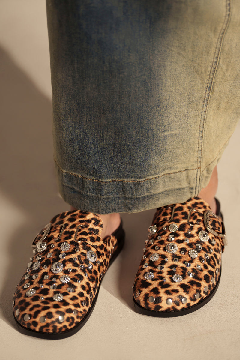 AZALEA WANG MAUDLIN LEOPARD CLOG