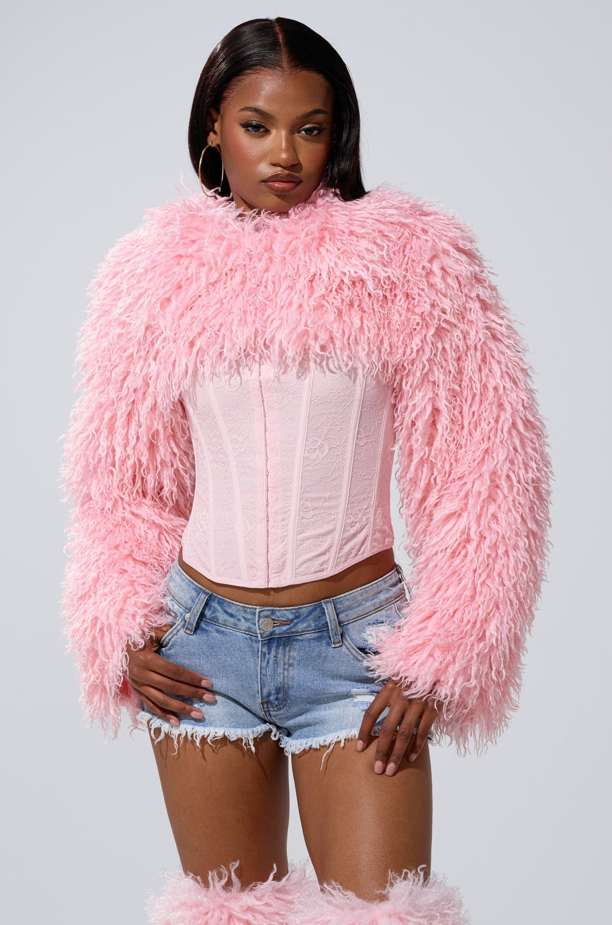 LEILA ULTRA CROP FAUX FUR IN LIGHT PINK