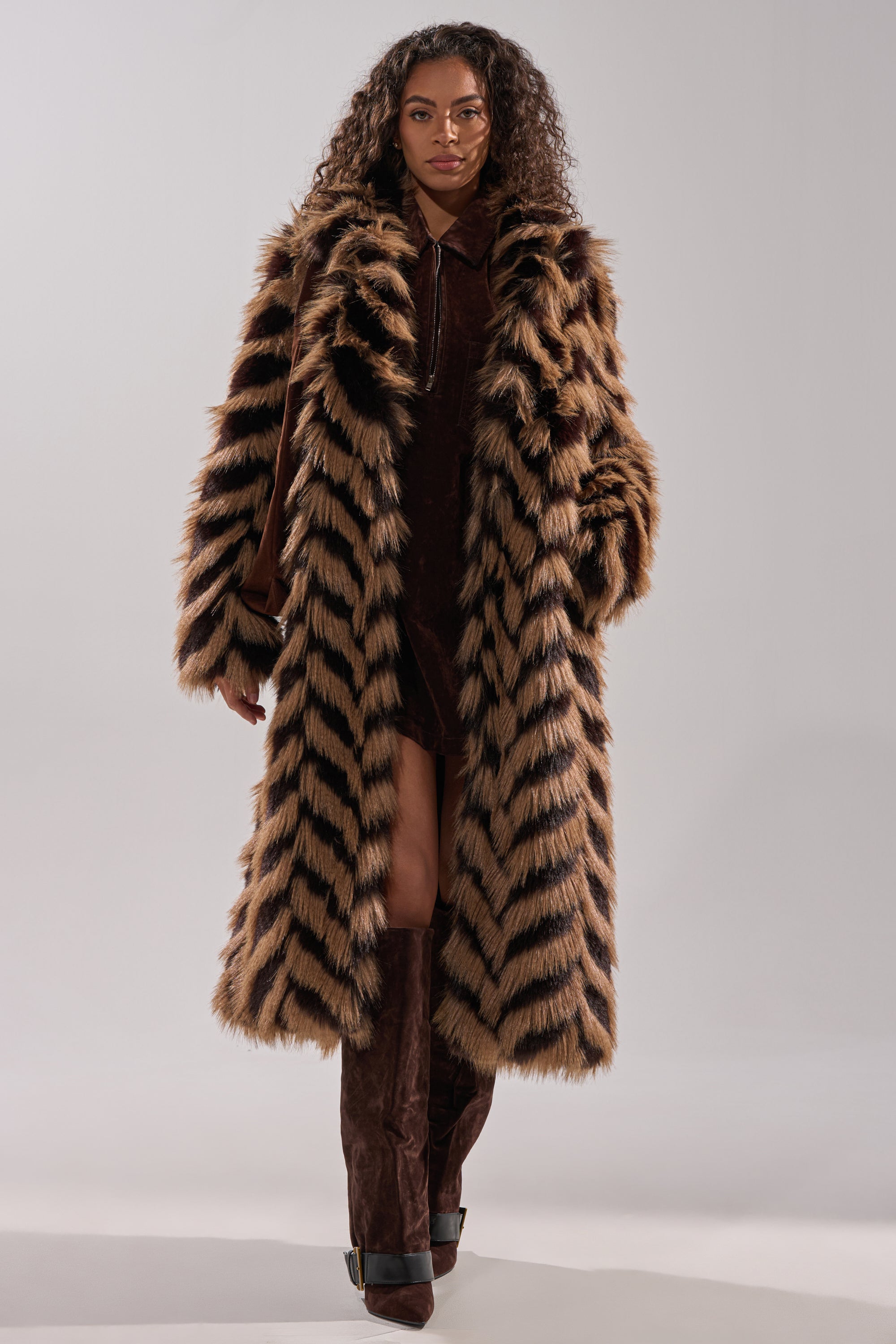 AUTUMN FAUX FUR COAT