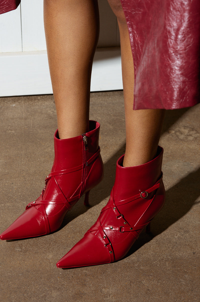 AZALEA WANG PURNIMA RED BOOTIE