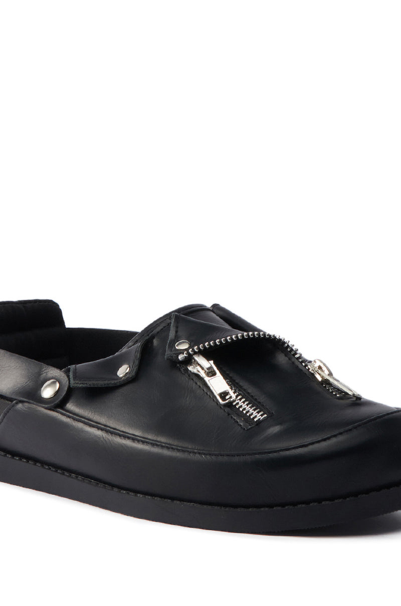 AZALEA WANG RESTER BLACK HARDWARE EMBELLISHED MULE