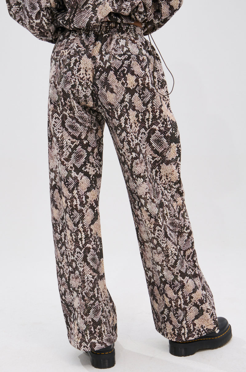 PYTHON WIDE LEG JOGGER