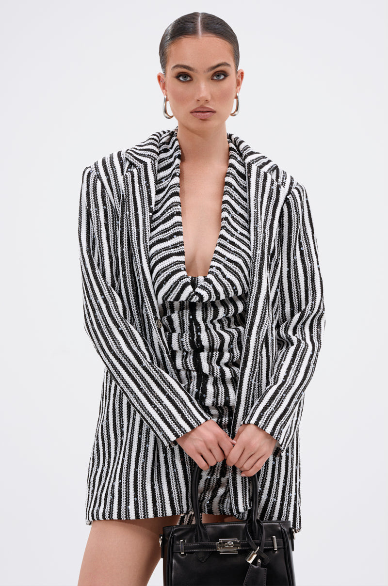 NORTH AVE CROCHET BLAZER