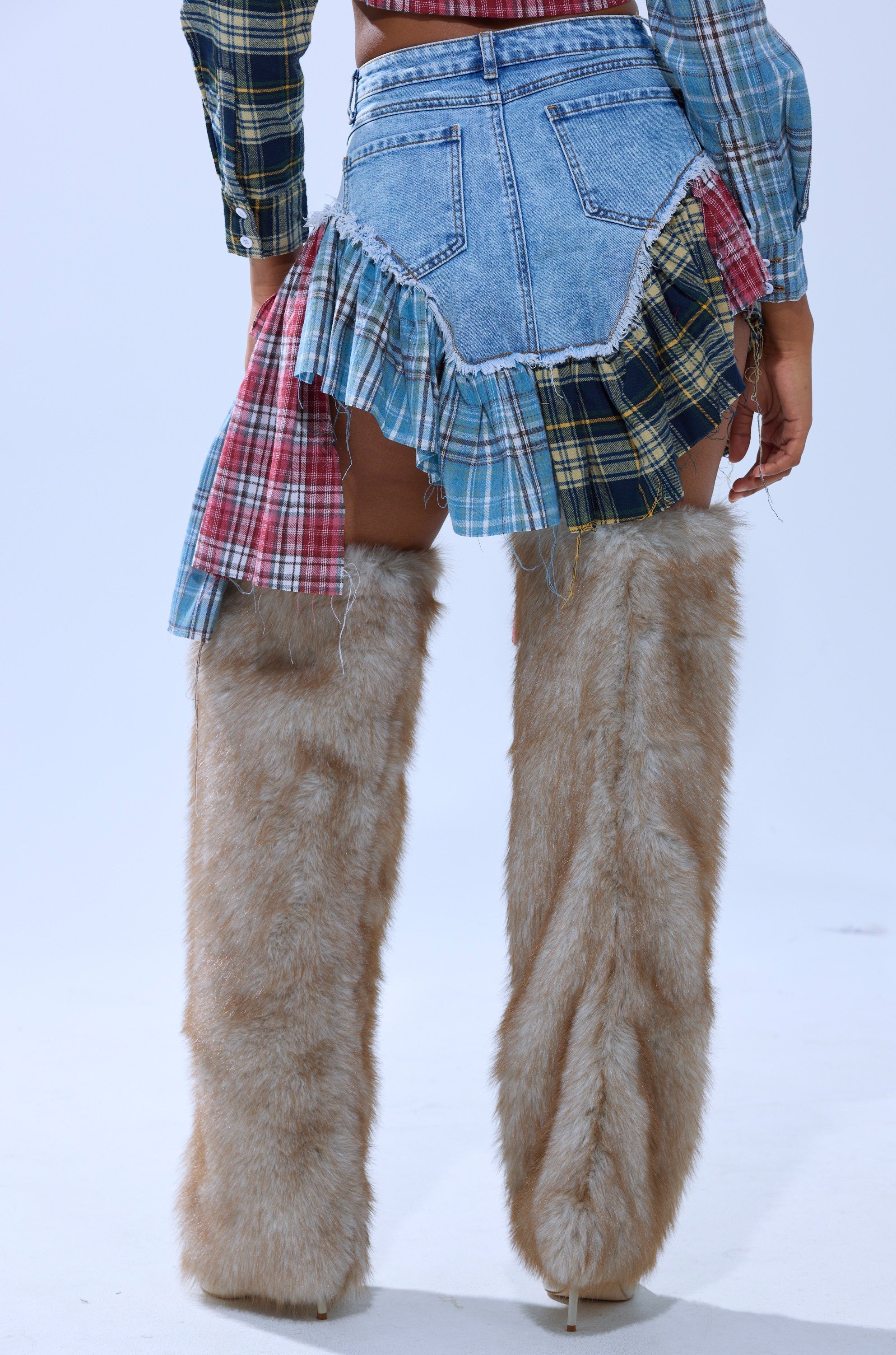 AUTUMN VIBES PLAID MINI SKIRT
