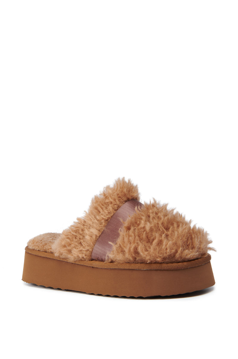 AZALEA WANG ZUNI BROWN SHERPA CLOG