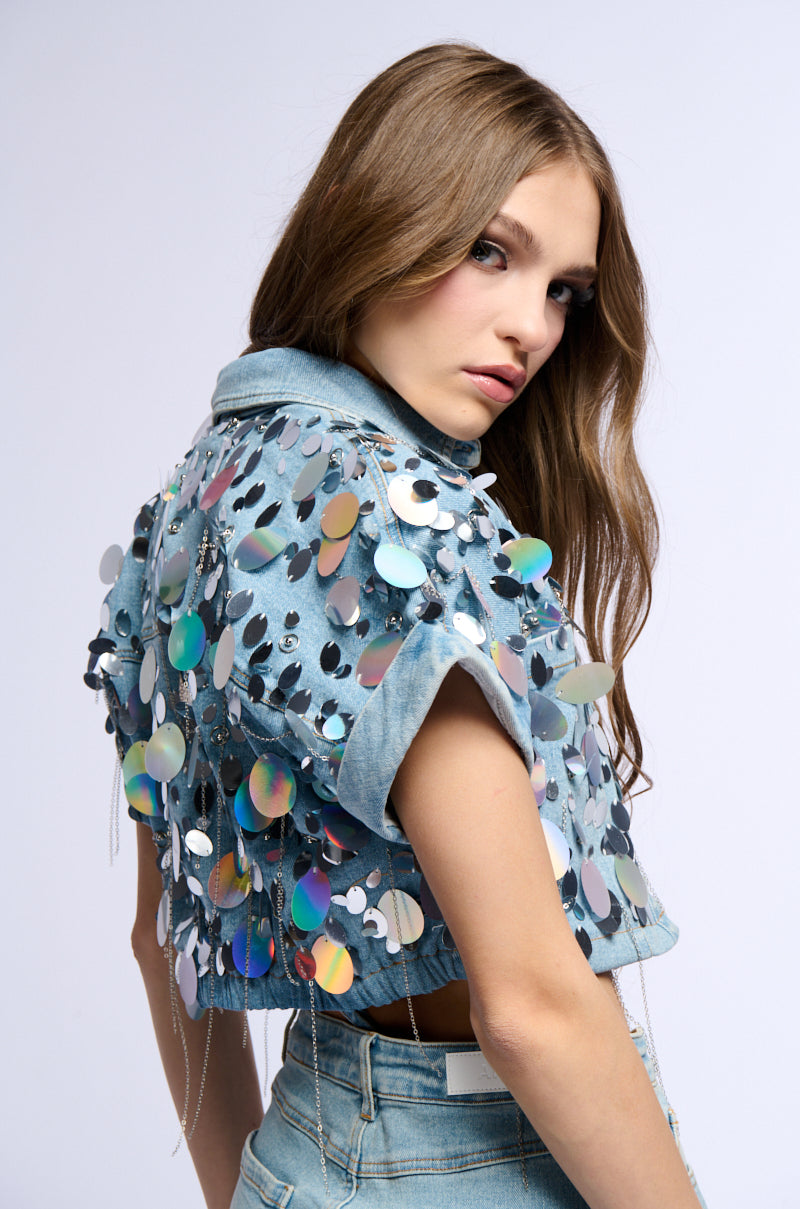 A GIRL NAMED LUCKY EMBELLISHED BUTTON DOWN DENIM CROP TOP