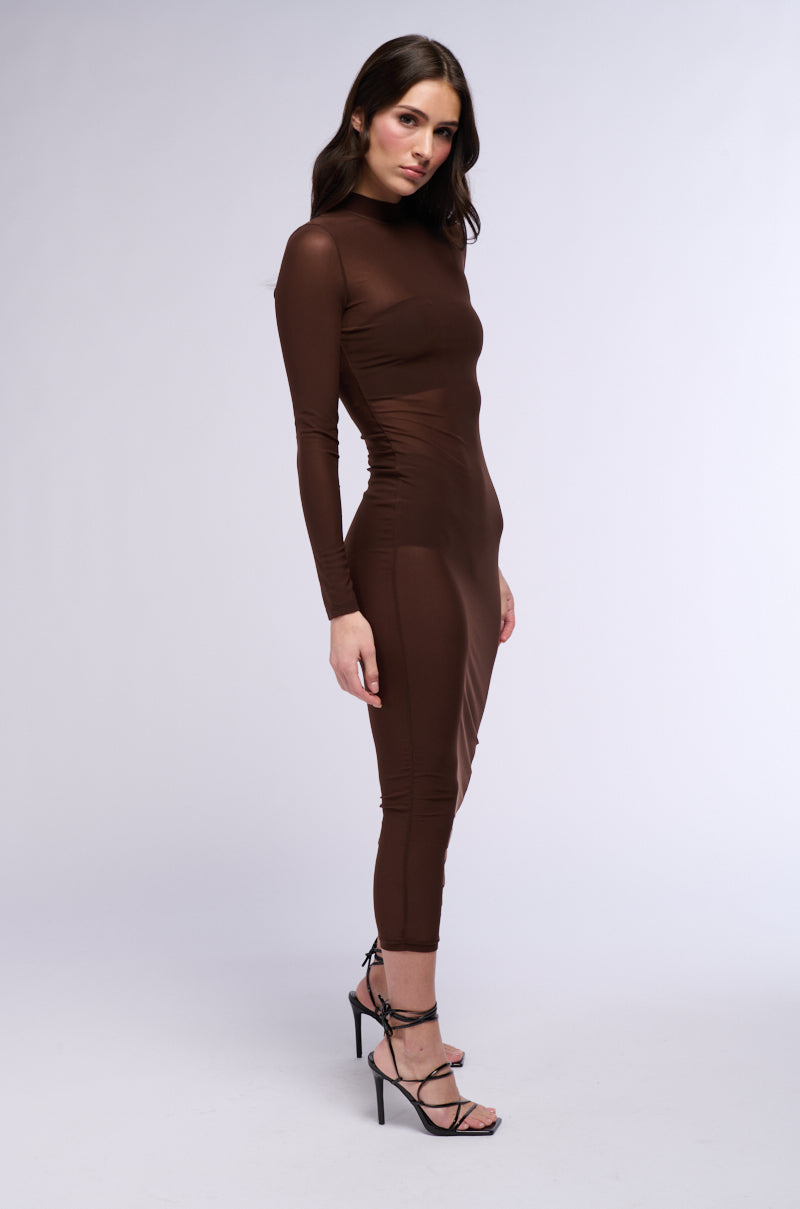 AU REVOIR MESH MIDI DRESS IN BROWN