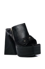 AXELLY MULTI CHUNKY SANDAL