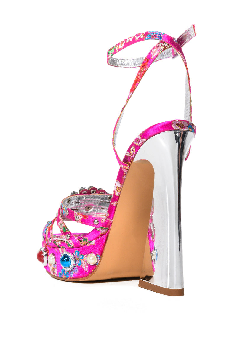 AZALEA WANG ADEN EMBELLISHED CHUNKY SANDAL IN FUCHSIA