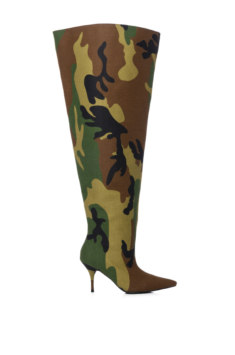 AZALEA WANG AMBY BUCKET BOOT IN GREEN
