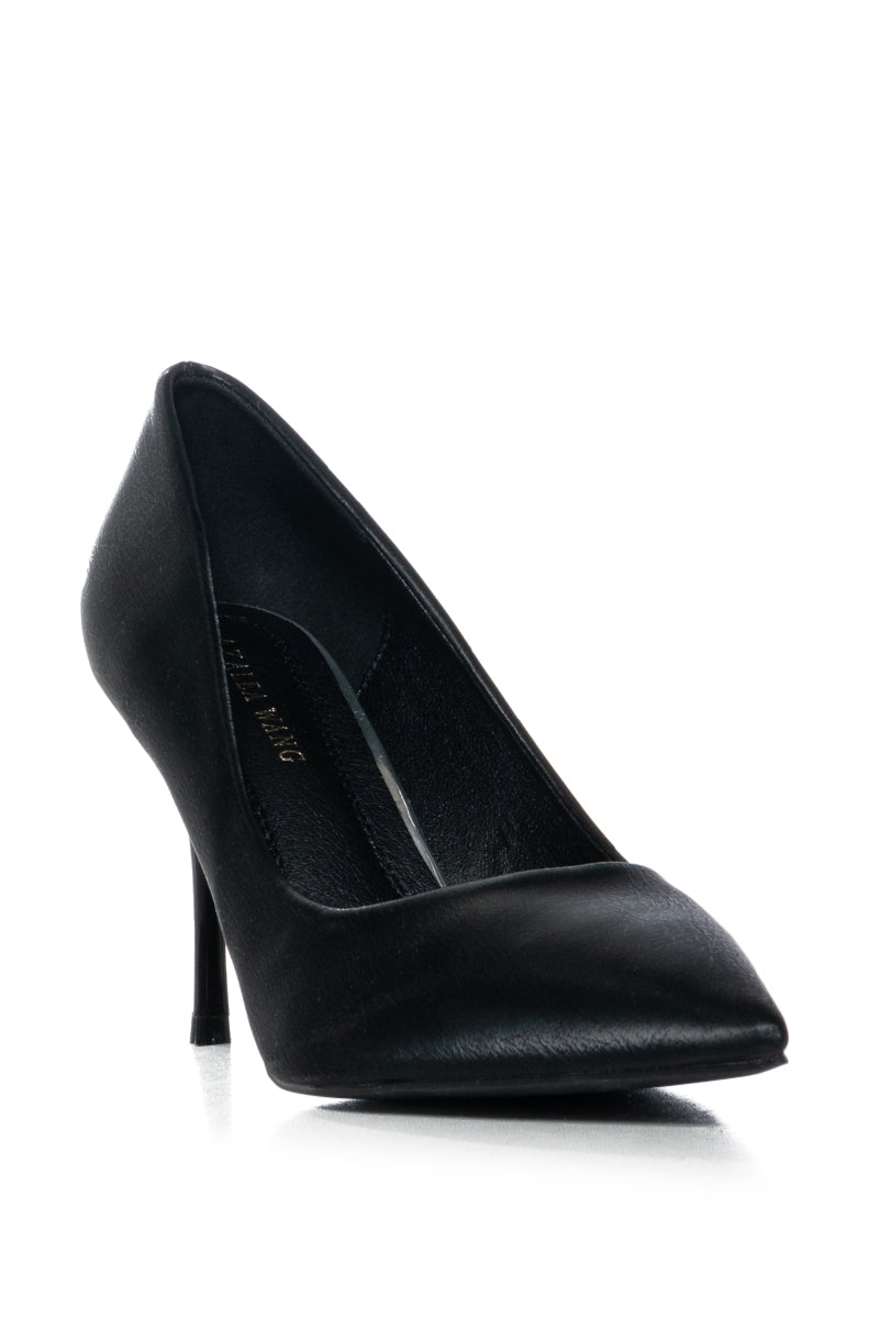 AZALEA WANG BREWER BLACK PUMP