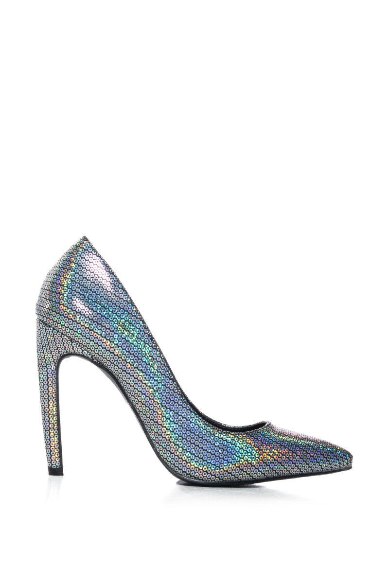 AZALEA WANG CANT HELP IT HOLOGRAPHIC SEQUIN PUMP
