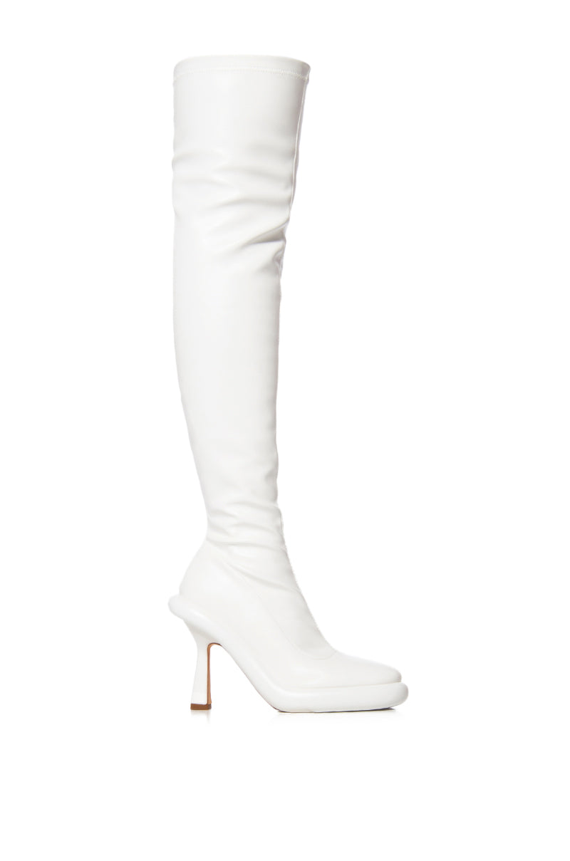 AZALEA WANG EMERIE WHITE BOOT