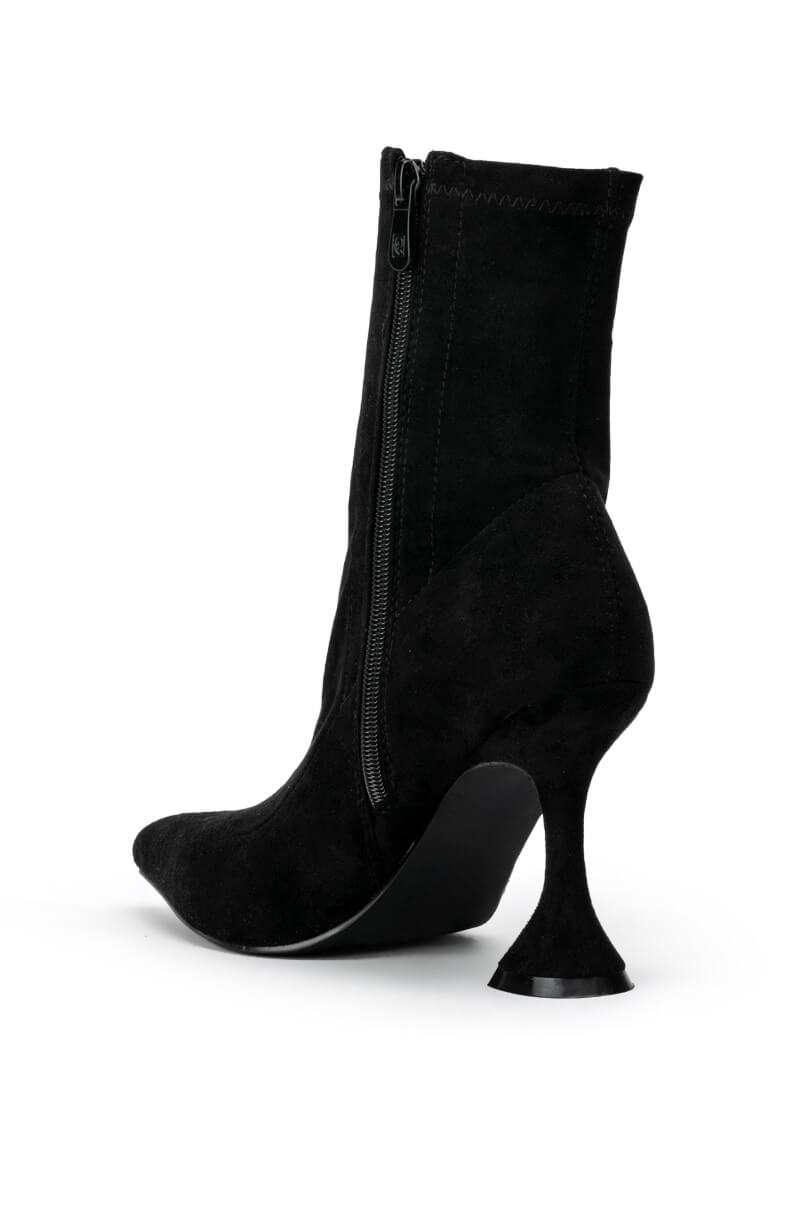 AZALEA WANG ALLISON CHUNKY BOOTIE IN BLACK STRETCH SUEDE