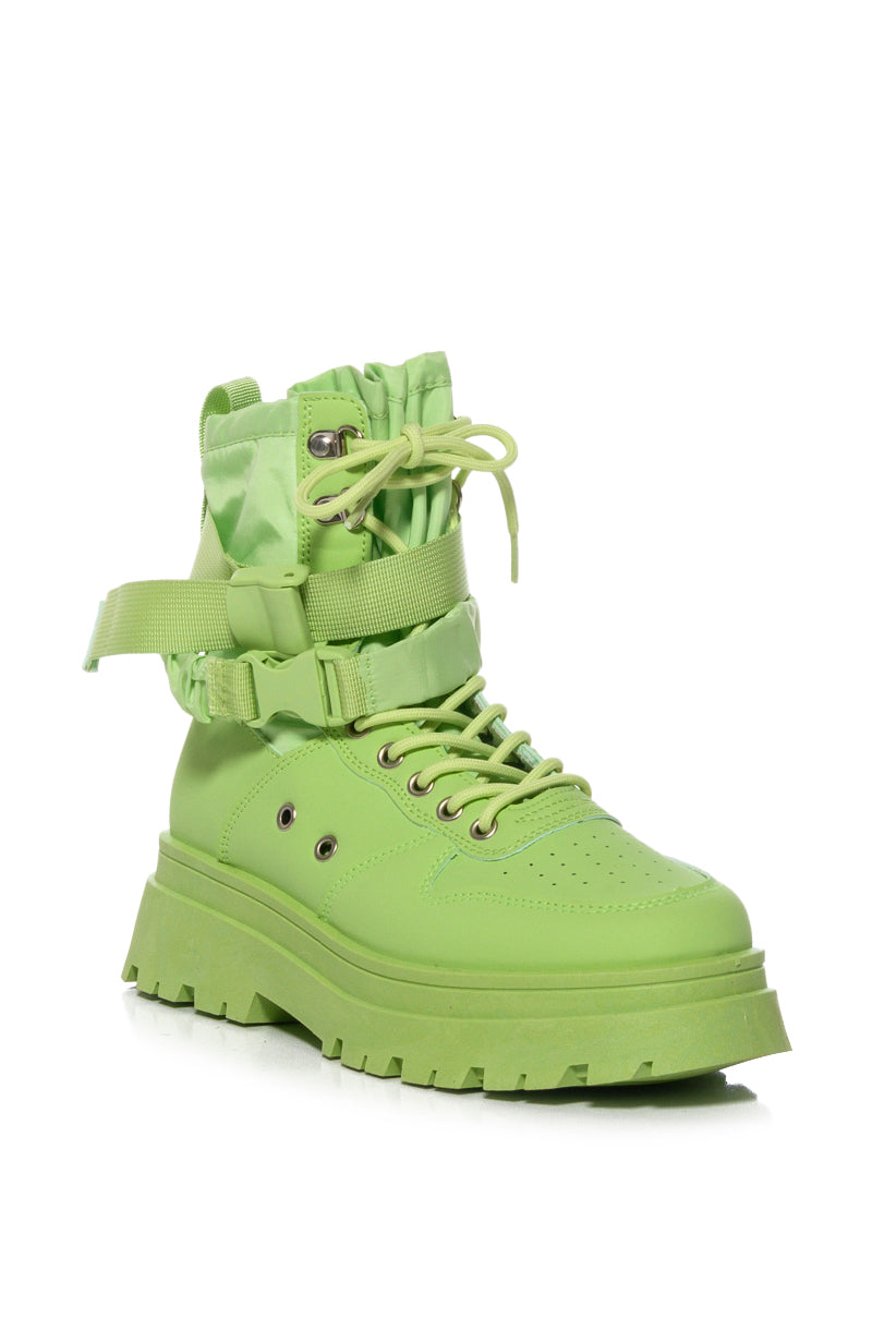 AZALEA WANG PEACHY MONOCHROMATIC SNEAKER IN GREEN